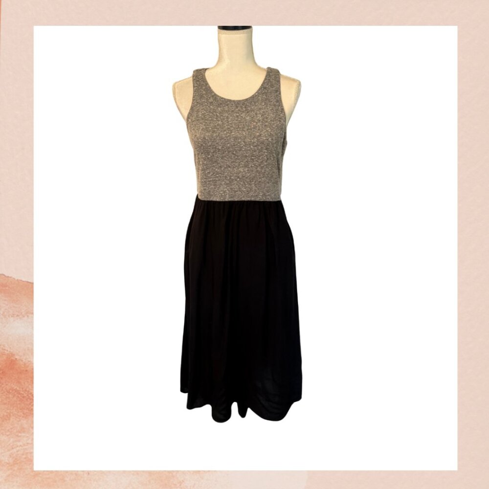 Paraphrase Gray & Black Colorblock Knit Tank Midi Dress